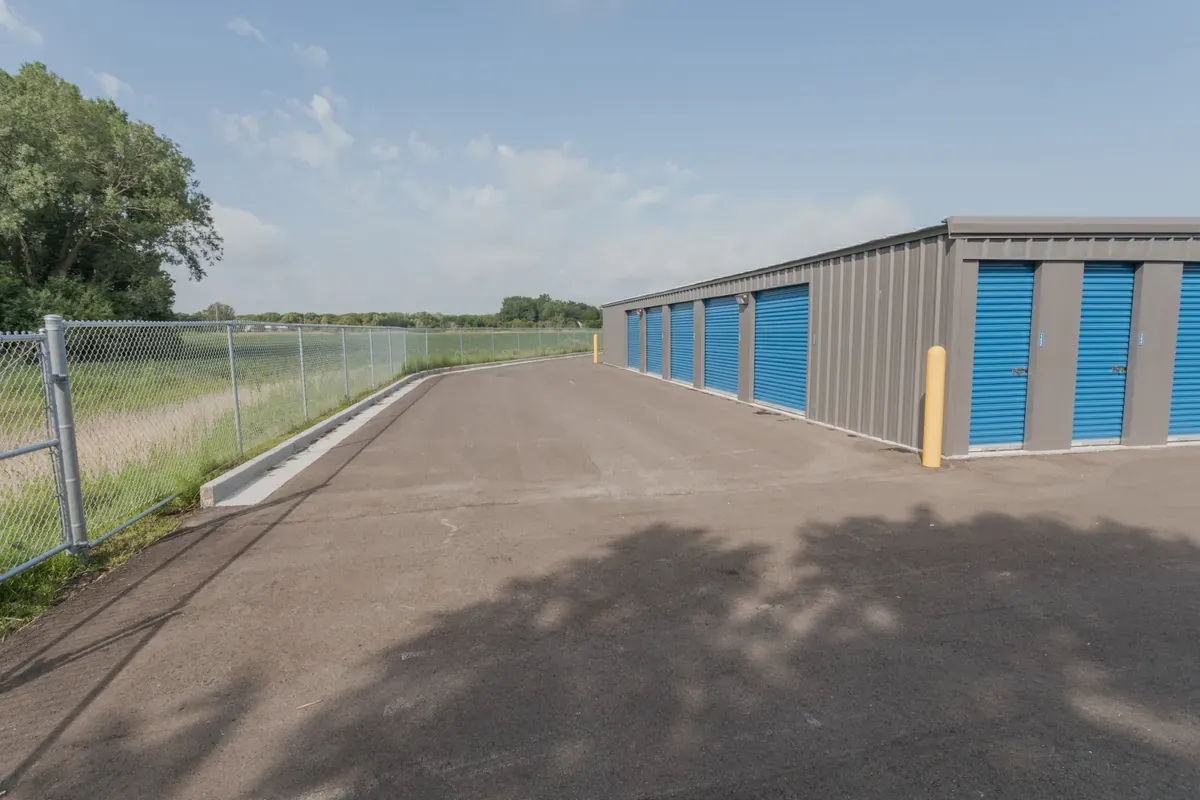 Outdoor self storage units KO Storage of Austin, MN